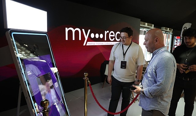 DIGIFEST Antalya 2026'da İlk Gün Coşkusu: Teknoloji ve Spor Cam Piramit'te Buluştu