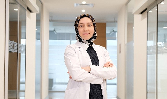 Diş Hassasiyetine Son: Uzmanından Etkili Çözüm Önerileri