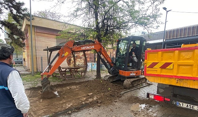Kocaeli'de Doğukışla Pazar Alanı'na Beton Zemin: Çamur ve Su Sorunu Tarih Oluyor