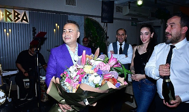 Dr. Servet Terziler: Doğum Günü ve Kliniğinin 5. Yılı Coşkuyla Kutlandı