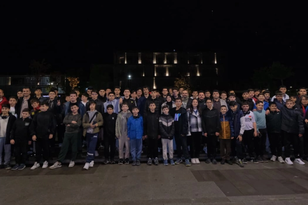 İnegöl'den 88 Öğrenci MEB Robot Yarışması İçin Antalya'ya Yola Çıktı