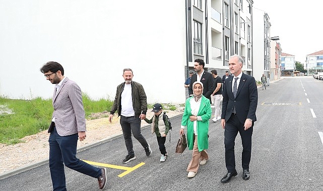 İnegöl'de 2 Sokakta Asfalt ve Tretuvar Çalışmaları Tamamlandı