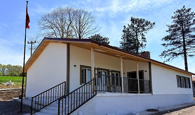 Harabe okul binası Kocaeli'de modern sosyal tesise dönüşüyor