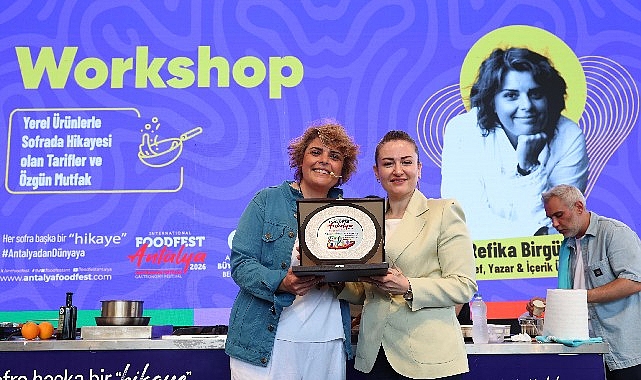 Foodfest Antalya'nın İkinci Gününde Ünlü Şefler ve Lezzet Şovları Büyüledi
