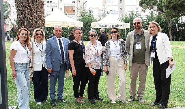 İzmir'de Akran ve Dijital Zorbalığa Karşı Farkındalık: Uzmanlar Bir Araya Geldi