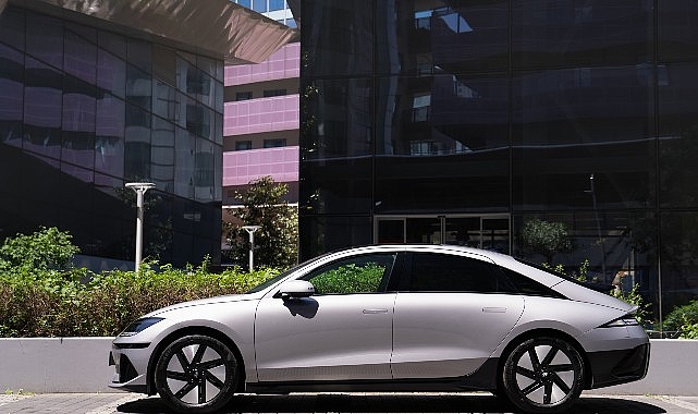 Hyundai'den IONIQ 6 Alanlara 20.000 TL Değerinde Şarj Desteği