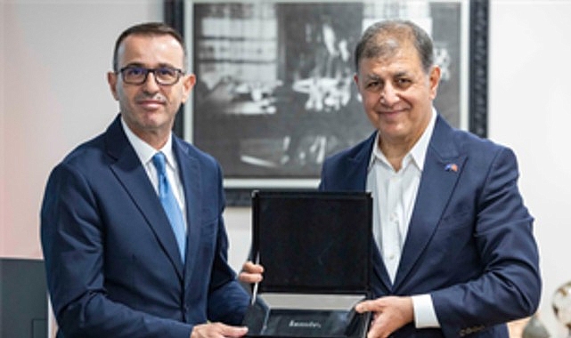 Kosova Bakanı Gashani'den İzmir'e Ziyaret: 2030 Akdeniz Oyunları İçin İş Birliği