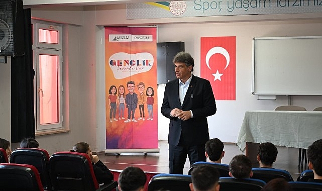 Kartepe Belediye Başkanı Kocaman, Spor Lisesi Öğrencileriyle Buluştu: 'En İyisi Olmak İçin Çabalayın'