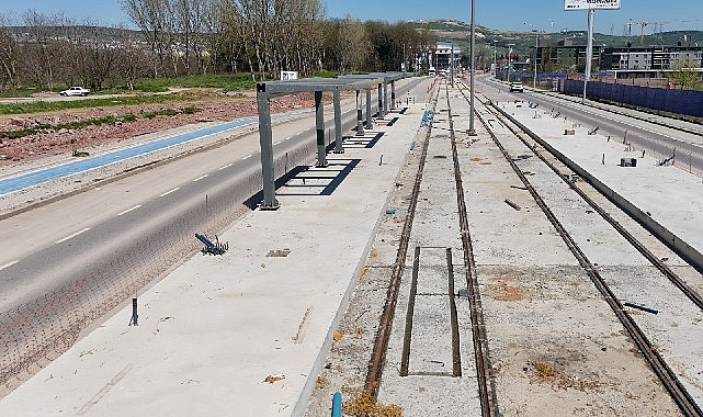 Kartepe Tramvay Hattı'nda İlk İstasyon Tamam: 53 Bin Yolcu Kapasiteli Hat Ulaşıma Hazırlanıyor