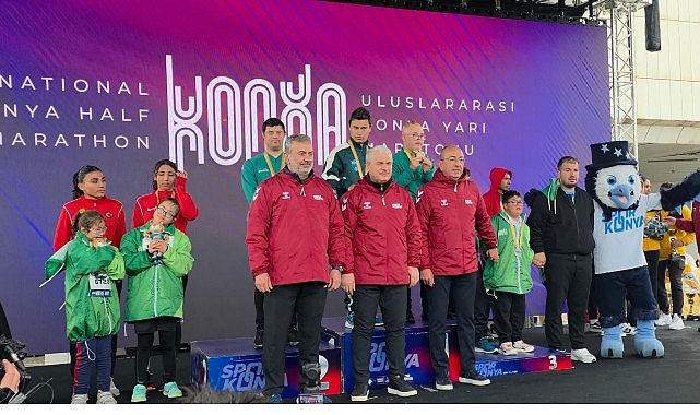 Keçiörenli Özel Sporcular Konya Yarı Maratonu'nda 4 Madalya Kazandı