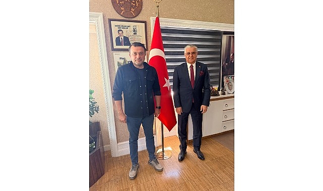 Kemer Belediyesi'nin duayen basın danışmanı Saffet Yenigün emekli oldu