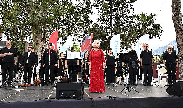 Kemer'de Türk Sanat Müziği ve Engelli Bireylerin Eserleri Buluştu