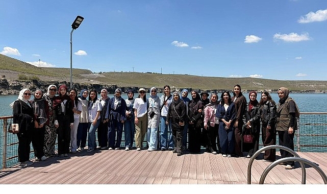 Konya LİMA'dan Gençlere Çifte Fırsat: Coğrafya Gezisi ve Kariyer Eğitimi