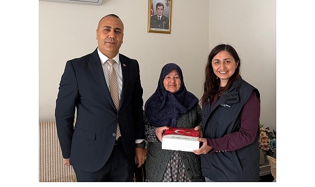 Şehit Anneleri Unutulmadı: Manisa Büyükşehir'den Duygu Dolu Anneler Günü Ziyareti