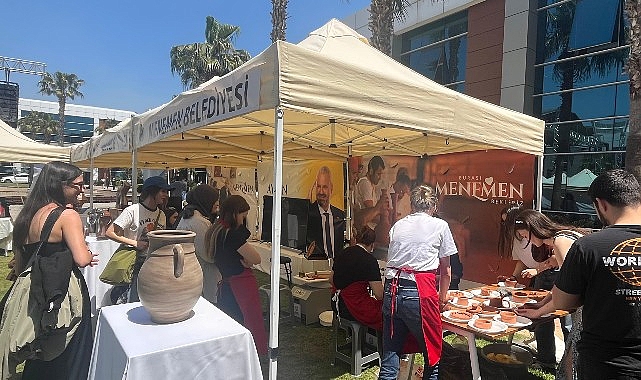 Üniversiteliler Menemen'de 8 bin yıllık çömlek geleneğiyle buluştu: Torna başında kuyruk