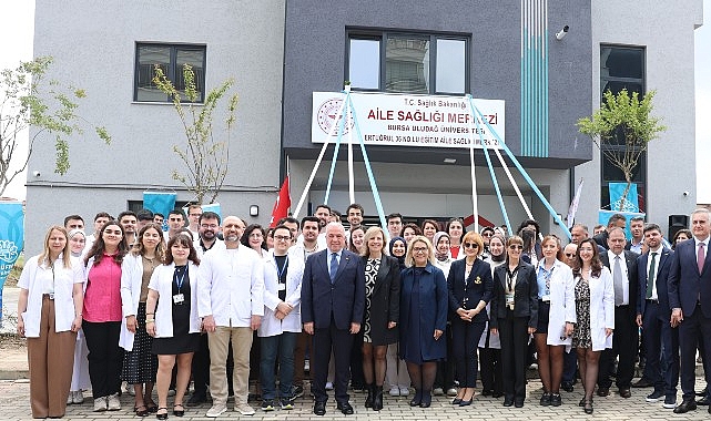 Nilüfer'de Aile Sağlığı Merkezi ve Muhtarlık Binası Aynı Çatı Altında Hizmete Açıldı