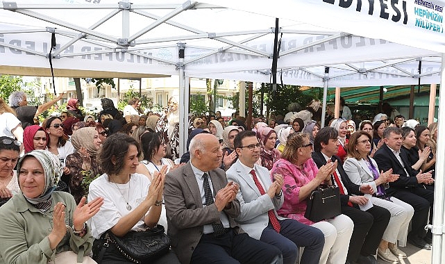Nilüfer'de Bin 493 Kadının El Emeği Yıl Sonu Sergisinde Buluştu