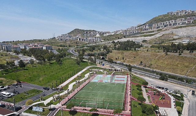 CHP Lideri Özel, Bayraklı'da 40 Bin Metrekarelik Spor Kompleksi ve 38 Araçlık Filonun Açılışına Katılacak