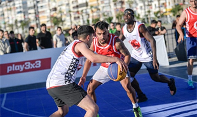 Gündoğdu Meydanı'nda Tarihi Basketbol Turnuvası: Gençlerden Büyük Heyecan
