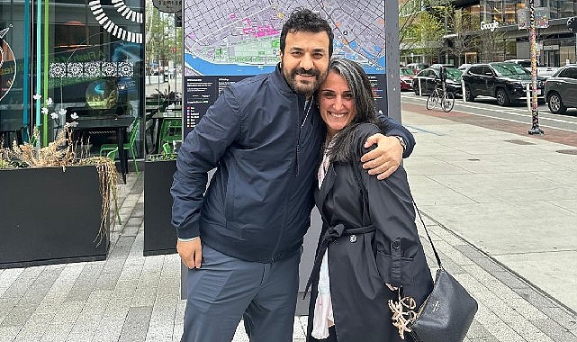 Bilim ve Mizah Buluştu: Profesör Canan Dağdeviren, Hasan Can Kaya'yı MIT'ye Davet Etti
