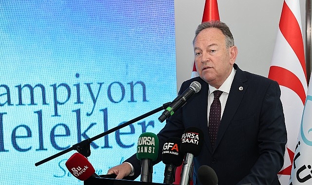 Nilüfer'de 'Şampiyon Melekler'in adı spor salonunda yaşayacak