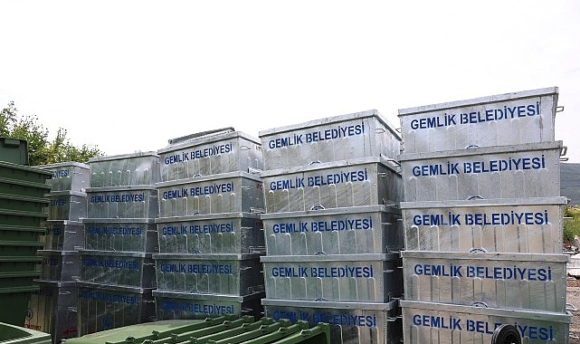 Gemlik'te Temizlikte Devrim: 5 Yıl Garantili Yeni Nesil Konteynerler Hizmete Girdi