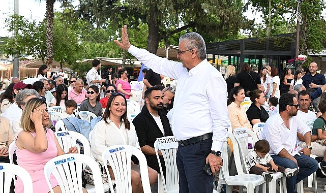 Uğur Okulları'ndan 19 Mayıs Coşkusu: Dans, Resim ve Halk Oyunlarıyla Renkli Yıl Sonu Programı