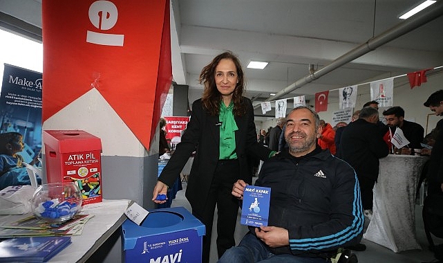 Karşıyaka'da 1 Ton Plastik Kapak 3 Tekerlekli Sandalyeye Dönüştü