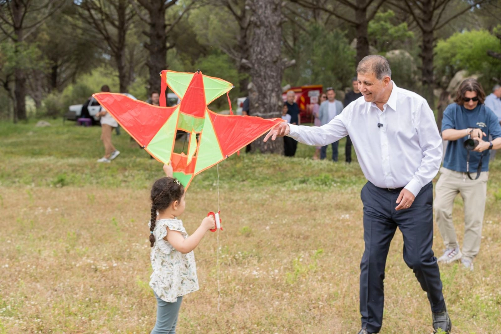Başkan Tugay Kozak Yaylası'nda halkla buluştu: Yol ve asfalt çalışmaları haziranda başlıyor