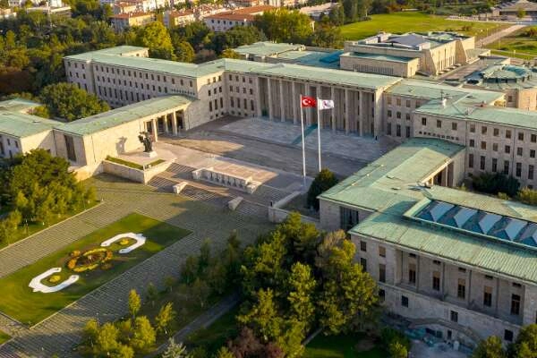TBMM'de yoğun gündem: HES cezaları, alkol sponsorluğu yasağı ve kaçak yapı aboneliklerine 100 bin lira ceza