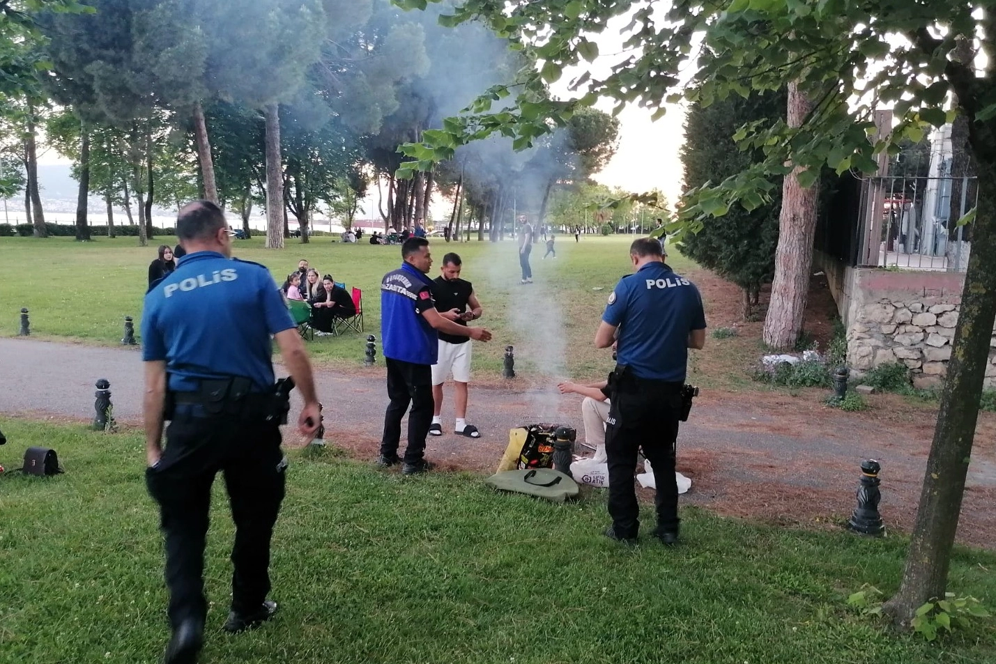 Kocaeli'de Park ve Sahillerde Mangal ve Ateş Yasağı Denetimleri Artırıldı
