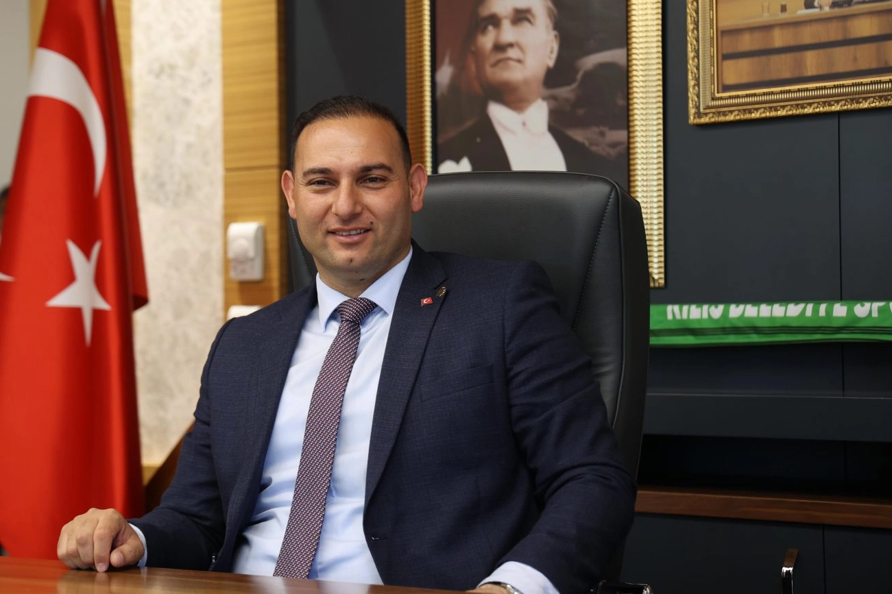 Kilis Belediye Başkanı Hakan Bilecen, CHP'den İstifa Ettiğini Duyurdu