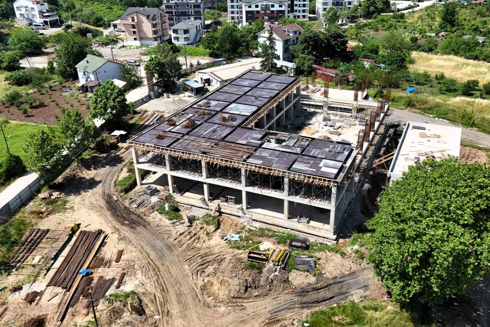 Gölcük'e Dev Spor Kompleksi: 715 Kişilik Tribün ve 103 Araçlık Otopark