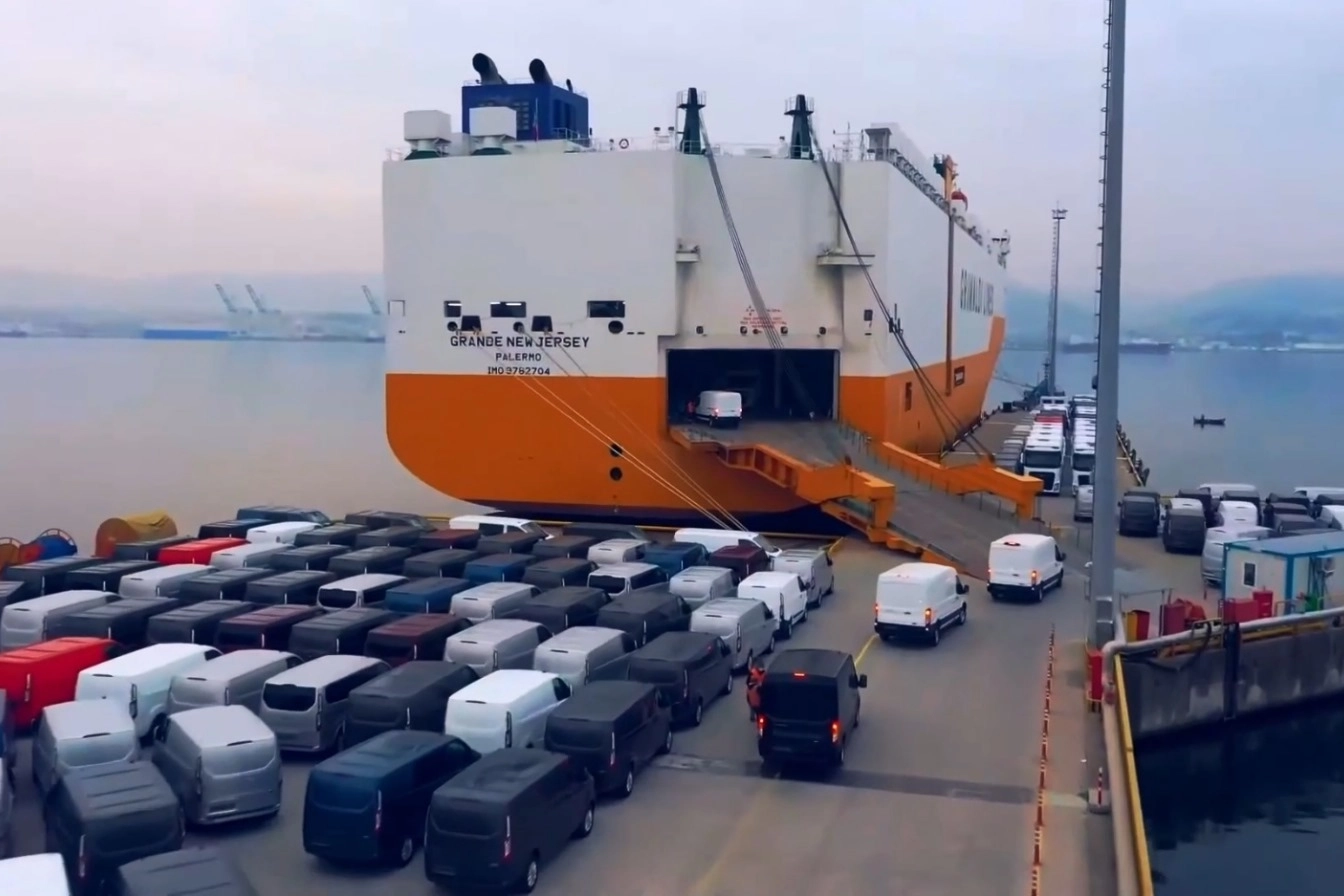 Mayıs'ta Otomotiv İhracatı Düştü, İlk 5 Ayda Toplam 16.4 Milyar Dolar