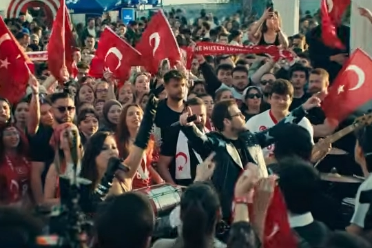 A Milli Takım'a 2026 Dünya Kupası Marşı: Murat Dalkılıç'tan 'BİR'