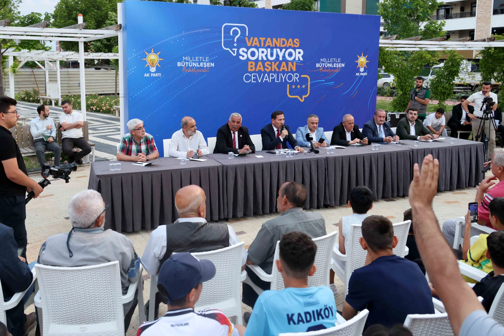 Karatay'da Başkan Kılca Vatandaşla Buluştu: Sorunlar ve Projeler Masaya Yatırıldı