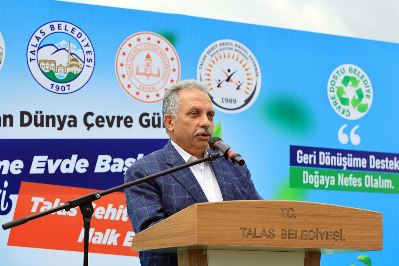 Talas'ta 30 Okulun Katılımıyla 'Atıktan Sanata' Şenliği: Geri Dönüşüm Eserlere Dönüşüyor