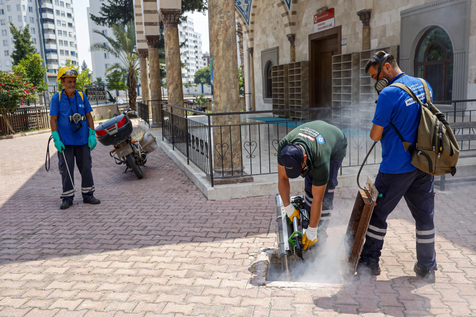 Antalya Büyükşehir'den Kent Genelinde Kesintisiz Vektör Mücadele Seferberliği