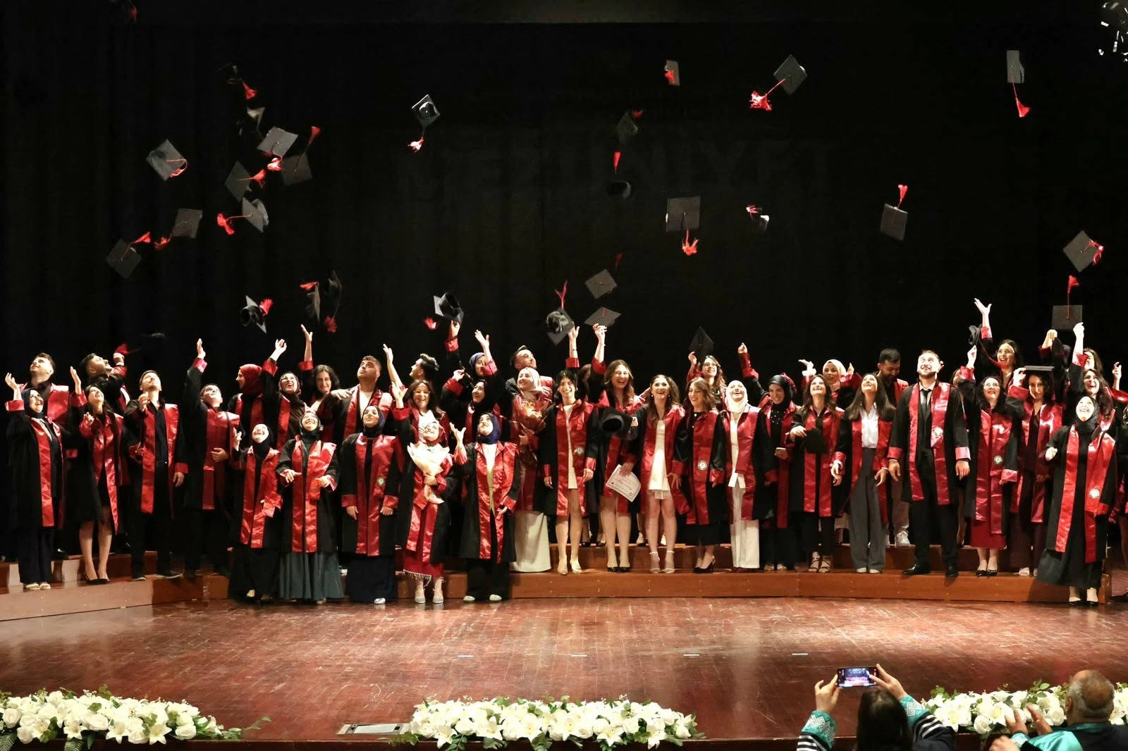 Artvin Çoruh Üniversitesi 19. Dönem Mezunlarını Uğurladı: 957 Kişilik Akademik Kadro Geleceğe Hazırlıyor