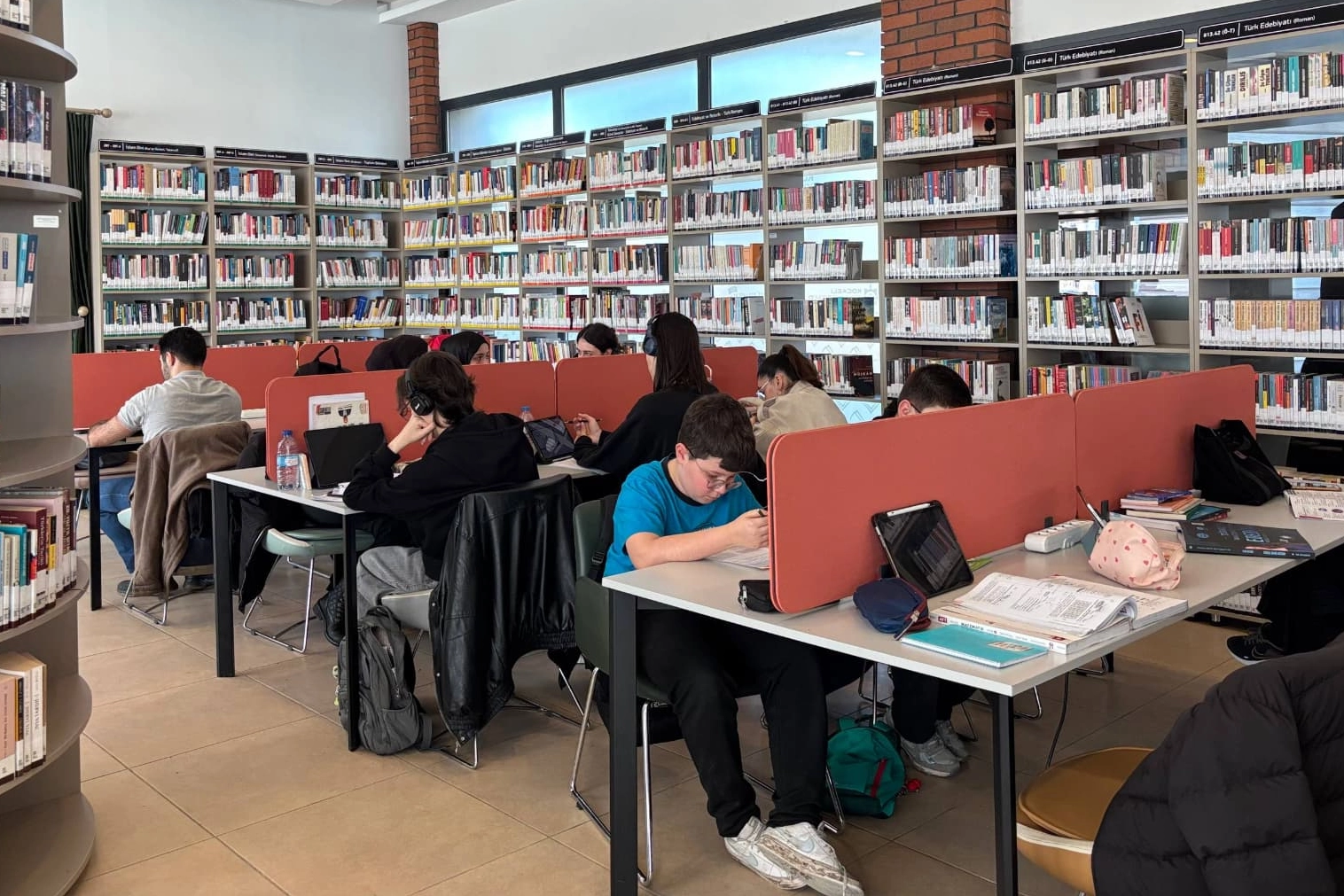 Türkiye'de kütüphane kitap varlığı 118 milyona dayandı: En büyük artış üniversite kütüphanelerinde