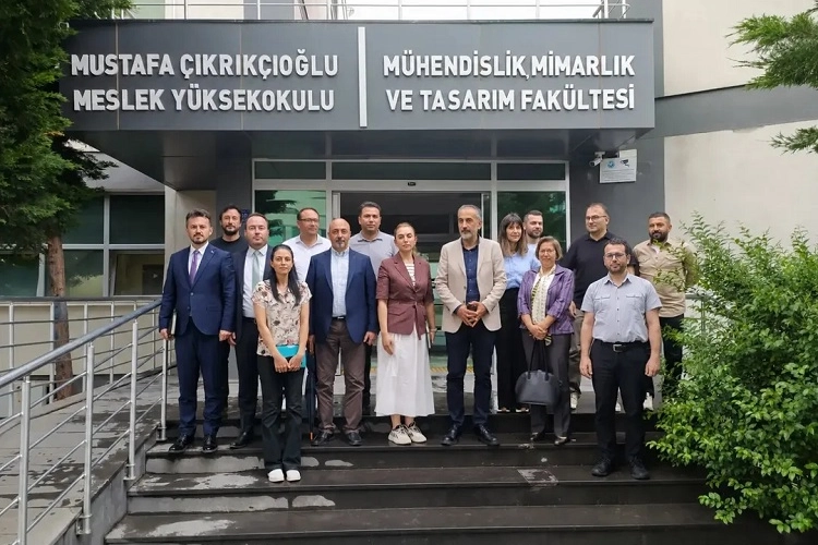 Kayseri Kent Konseyi'nden Üniversiteye Dijital Dönüşüm Ziyareti: İş Birliği Vurgusu