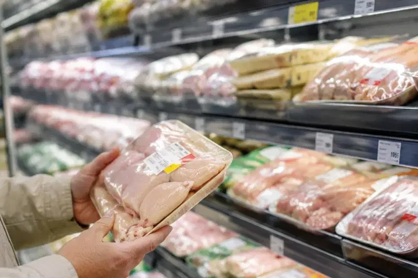Beyaz Ete Fahiş Zam Yapan Marketlere 10 Milyon Lira Ceza Kesildi
