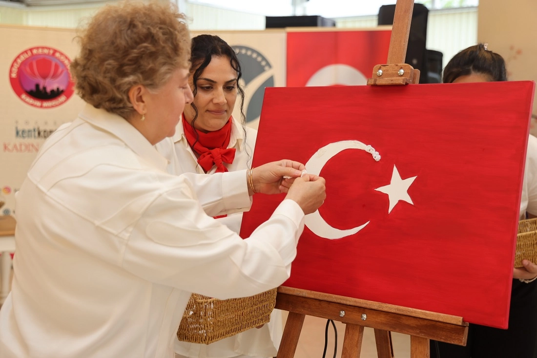 Kocaeli'de 200 Kadın Şehir Hayatına 'Mola' Verdi: Dijital Detoks ve Doğa Temalı Etkinlik