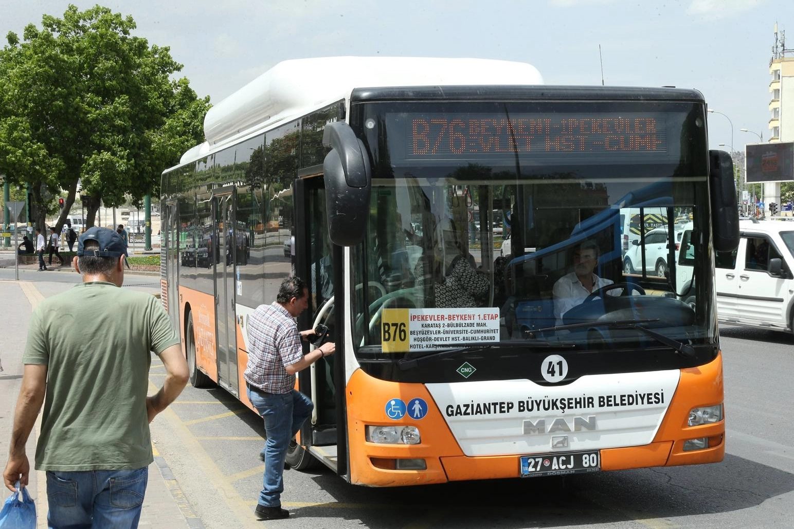 Gaziantep'te YKS Günlerinde Toplu Taşıma Ücretsiz: Öğrencilere Tam Destek