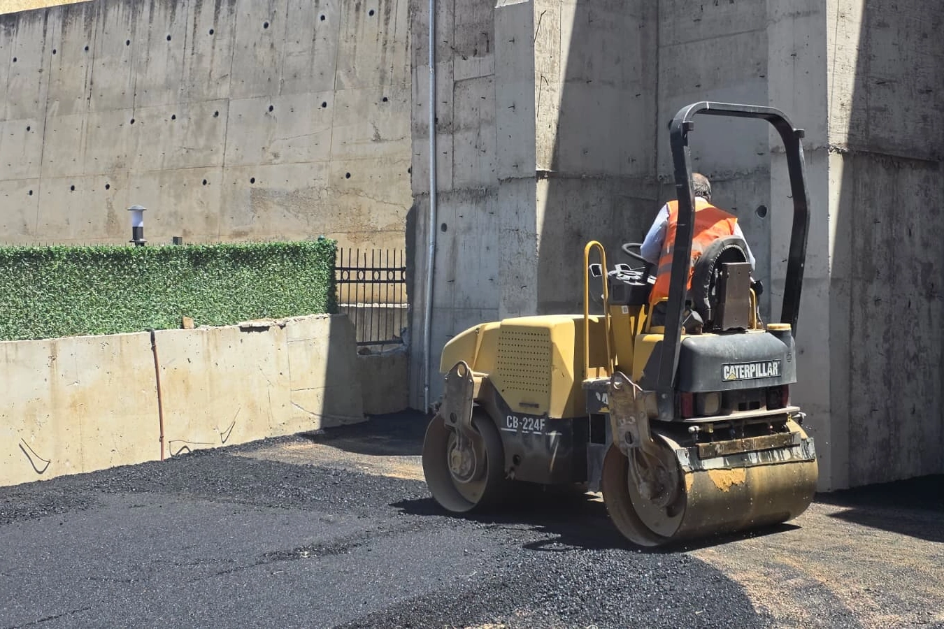 Gemlik'te Yeni Yollara Modern Asfalt: Hisar Mahallesi'nde Çalışmalar Başladı
