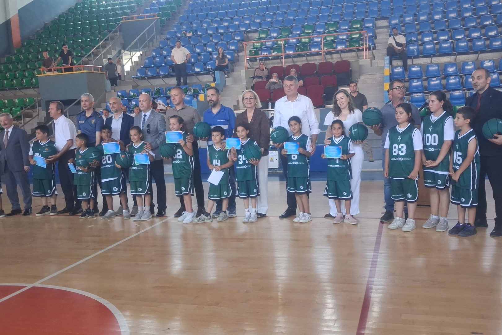 Enerjisa Üretim ve Güler Legacy İş Birliğiyle Keşan'da Çocuk Basketbol Kampı Sona Erdi