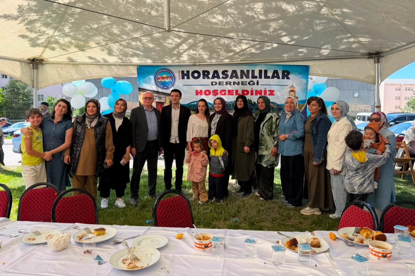 Horasanlılar Derneği'nden Aşure İkramı ve Piknik: Birlik Beraberlik Vurgusu