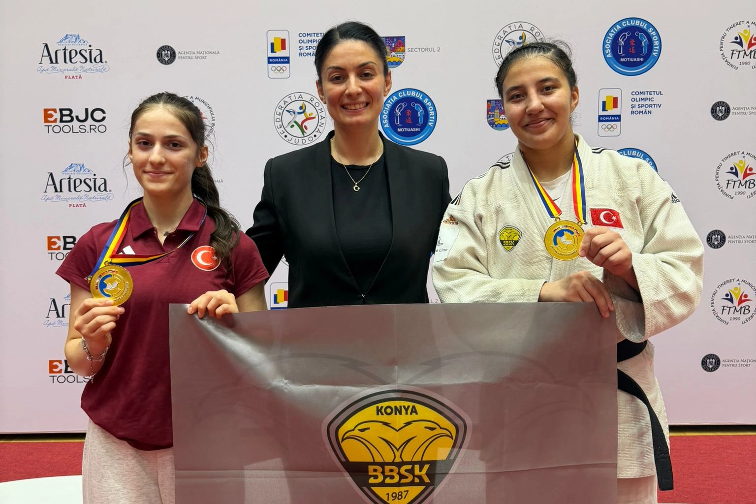 Konya Büyükşehir Belediyespor'dan Judo ve Bisiklette Madalya Yağmuru