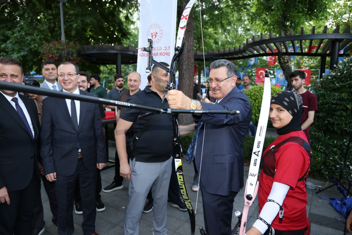 Trabzon'da Yaz Spor Okulları Başladı: 18 İlçede 31 Branşta 3.500 Çocuğa Ücretsiz Eğitim
