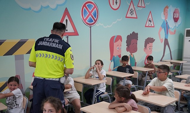 Kocaeli'de 7 bin 530 öğrenci trafik kurallarını uygulamalı öğrendi